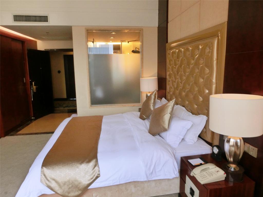 Yue Xiu Hotel กวางโจว ห้อง รูปภาพ